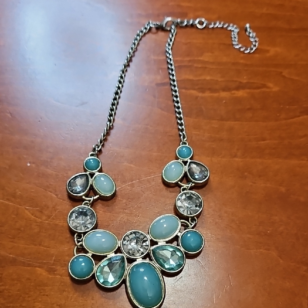 Vintage‎ 90's Silver Tone Green Bib Necklace